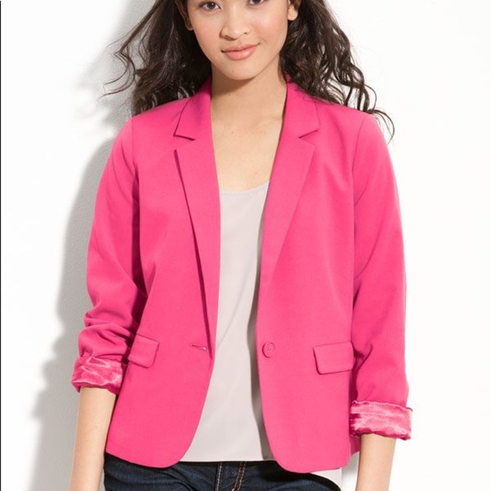 Frenchi fuchsia blazer.